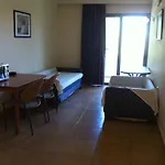 Lägenhetshotell Olgas Paradise 3*