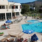 Olgas Paradise Lägenhetshotell 3*