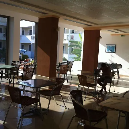 Hotel apartamentowy Olgas Paradise 3*