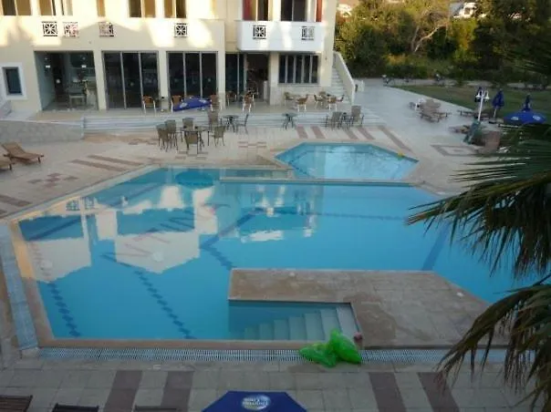 Olgas Paradise Apart-hotel 3*
