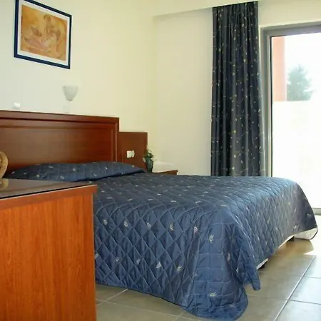 Olgas Paradise Appart hôtel 3*