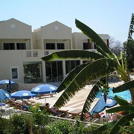 Olgas Paradise 3* بساليدي