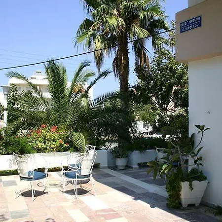 Olgas Paradise Appart hôtel 3*